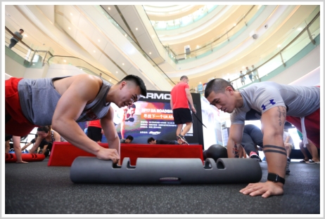 2017年5月28日、29日、30日-2017UA ROADSHOW-成都站-万象城