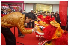 2012年12月18日-云柏鞋业西安市高新区徐家庄分店开业盛典-西安徐家庄百恒商城